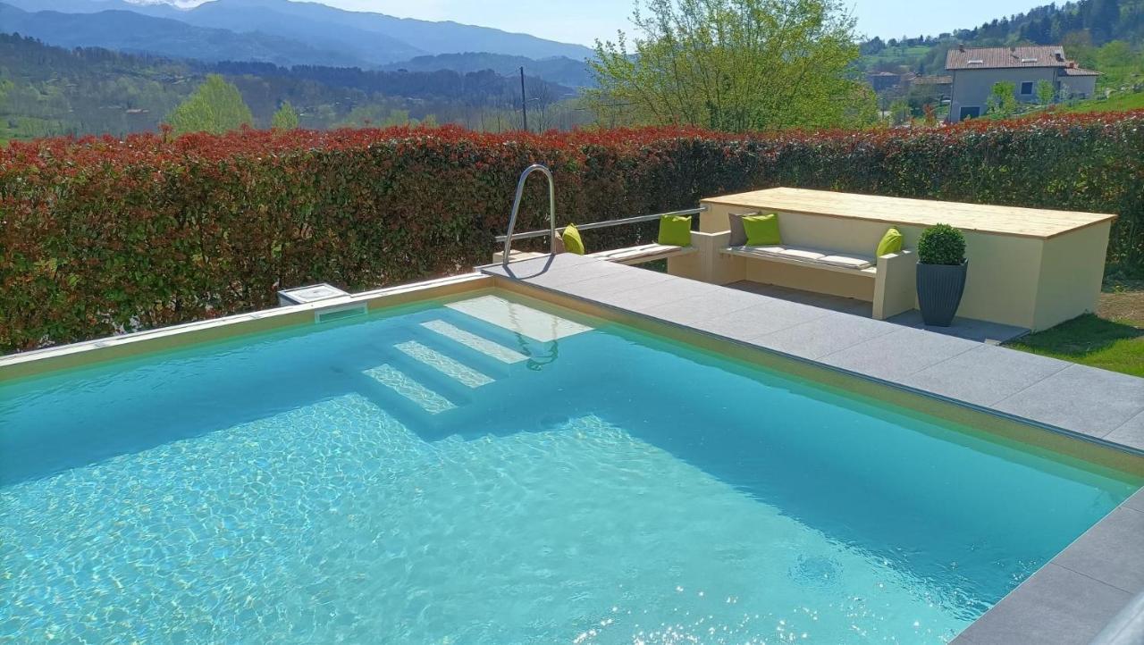 La Collina Dei Franchi Bed & Breakfast Camporgiano Dış mekan fotoğraf