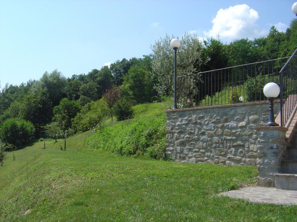 La Collina Dei Franchi Bed & Breakfast Camporgiano Oda fotoğraf