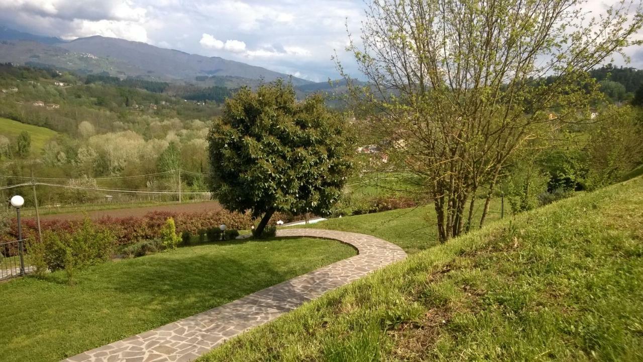 La Collina Dei Franchi Bed & Breakfast Camporgiano Dış mekan fotoğraf